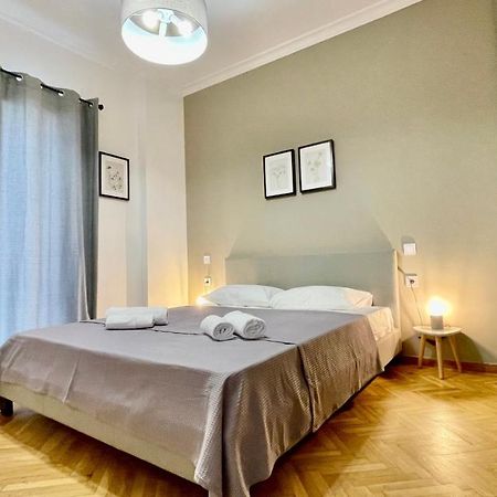 Gorgeous Renovated Apt. Close To Metro And Cultural Sites! เอเธนส์ ภายนอก รูปภาพ